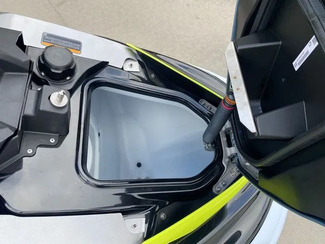 Slide: The Image of Kawasaki Jet Ski ST 2026 - 20