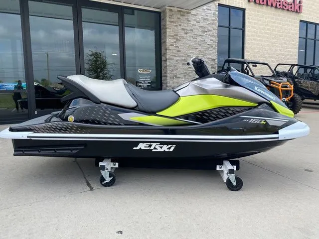 Slide: The Image of Kawasaki Jet Ski ST 2026 - 8