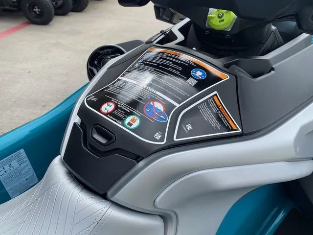 Slide: The Image of CAN-AM® GTX LIMITED 325/ SOUND SYSTEM ROTAX 1630 ACE 2026 - 26