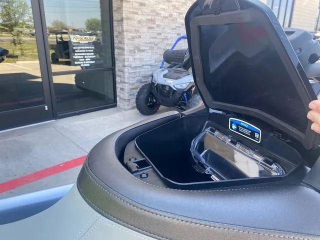 Slide: The Image of CAN-AM® RXP- X 325 ROTAX 1630 ACE 2026 - 26