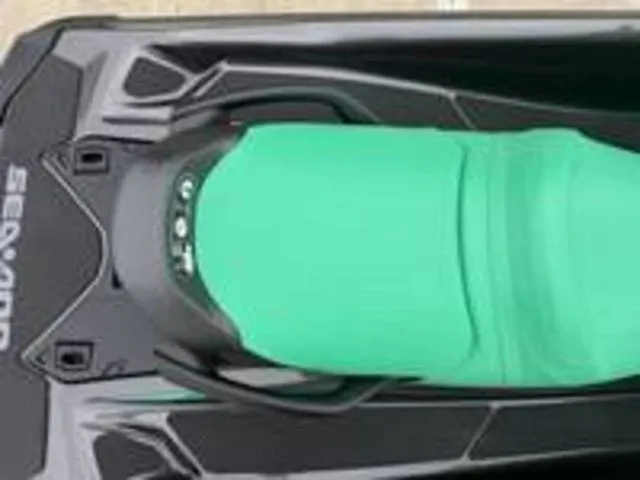 Slide: The Image of Sea-Doo GTI SE 170 2026 - 9