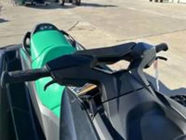 Slide: The Image of Sea-Doo GTI SE 130 2026 - 4