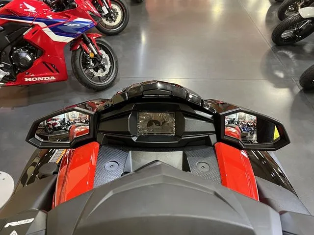 Slide: The Image of Yamaha VX 2026 - 8