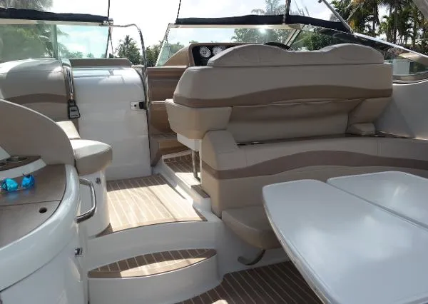 Slide: The Image of Formula 40 PC 2013 - 8