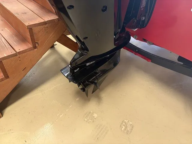 Slide: The Image of Tracker Pro Team 175 TF 2026 - 14