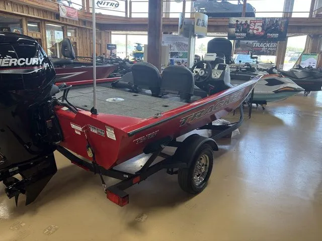 Slide: The Image of Tracker Pro Team 175 TF 2026 - 37