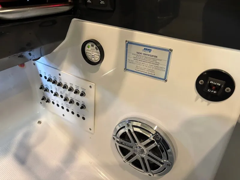 Slide: The Image of 2016 Formula 330 Crossover Bowrider 41 - 41