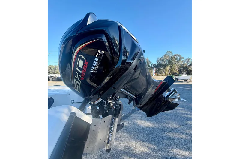 Slide: The Image of 2026 Key West 210 Bay Reef with Yamaha SHO VMAX outboard motor. - 15