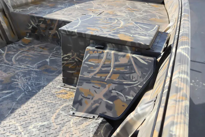 Slide: The Image of War Eagle 648LDV 2026 - 8