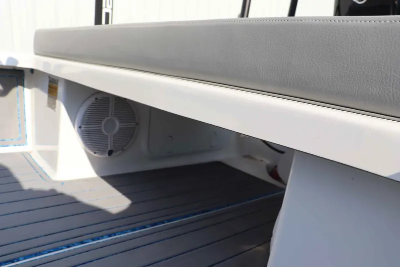 Slide: The Image of Xplor X18T 2022 - 13