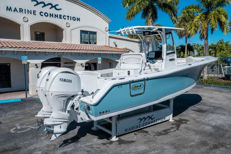 Slide: The Image of Sea Hunt Ultra 275 SE 2026 - 2