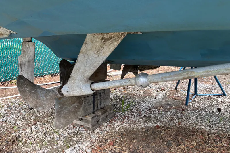 Slide: The Image of Propeller and shaft of a 2005 Tiara Yachts 3600 Open on dry dock. - 34