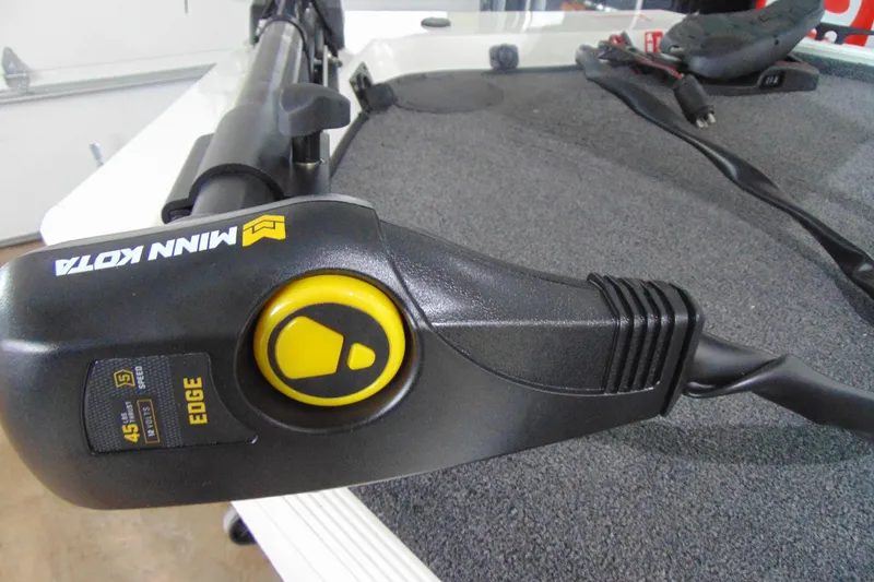 Slide: The Image of Minn Kota trolling motor on 2026 Crestliner 1600 Storm boat, featuring Edge control system. - 5