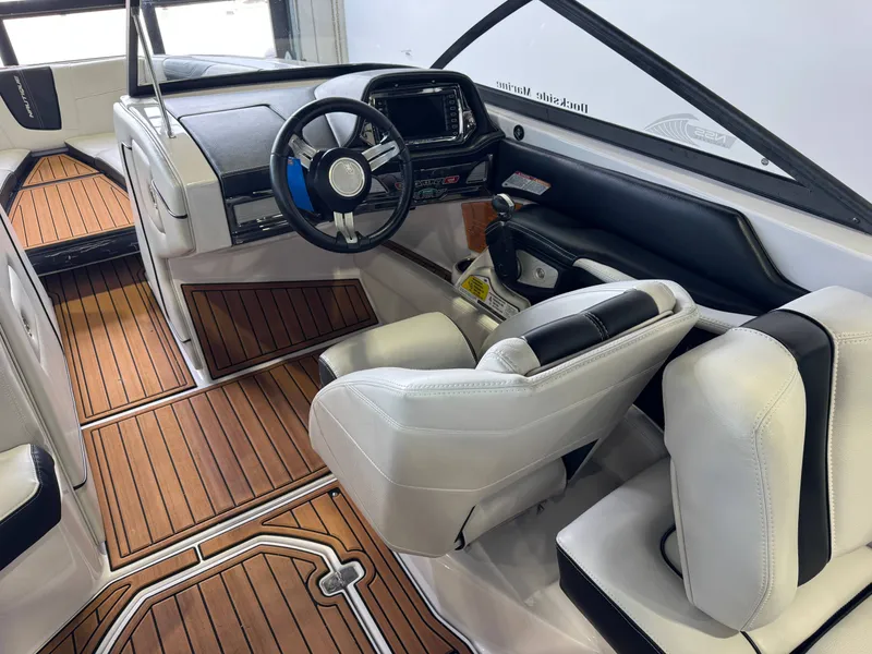 Slide: The Image of Nautique Super Air Nautique G23 2015 - 24