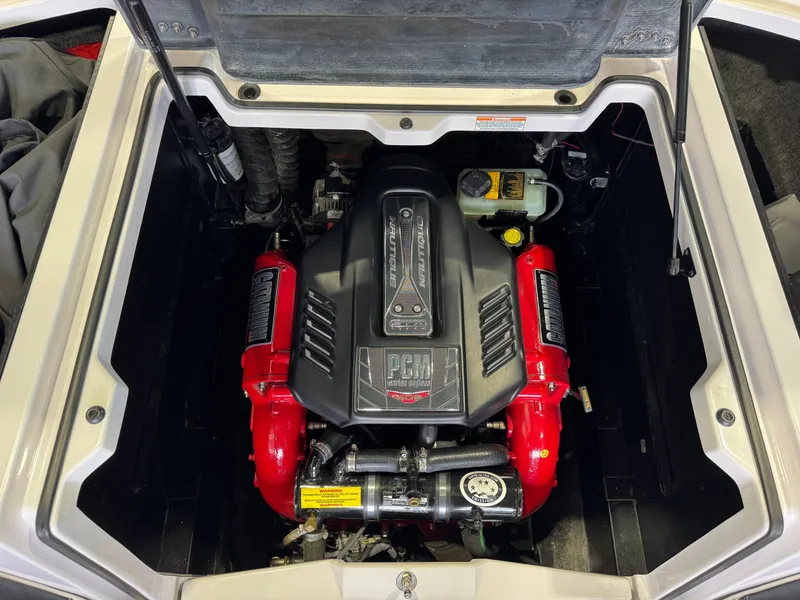 Slide: The Image of Nautique Super Air Nautique G23 2015 - 28