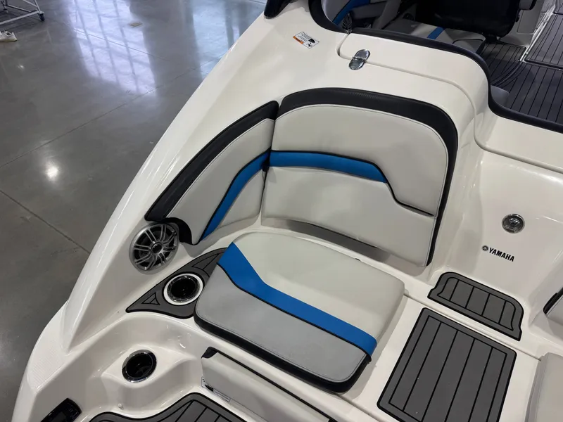 Slide: The Image of Yamaha 242X 2017 - 11