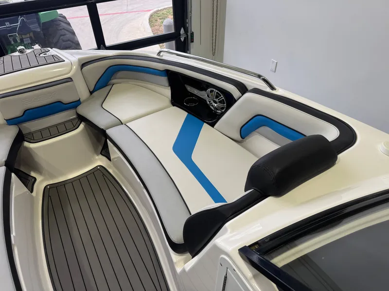 Slide: The Image of Yamaha 242X 2017 - 17