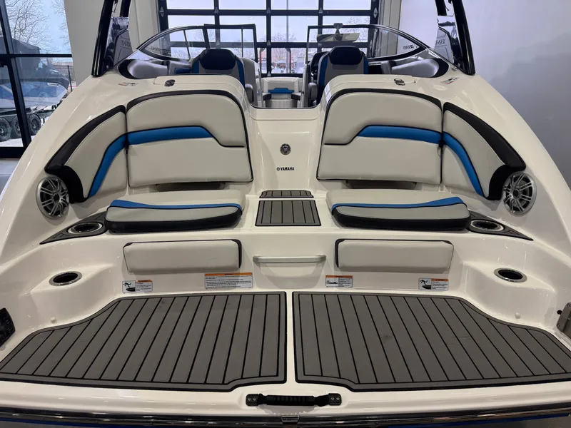 Slide: The Image of Yamaha 242X 2017 - 7