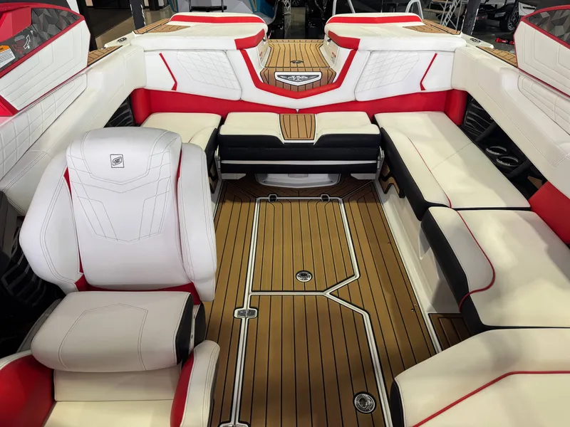 Slide: The Image of Nautique Super Air Nautique G23 2021 - 22