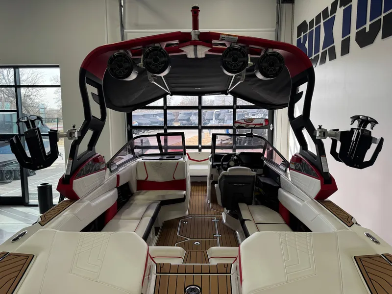 Slide: The Image of Nautique Super Air Nautique G23 2021 - 9