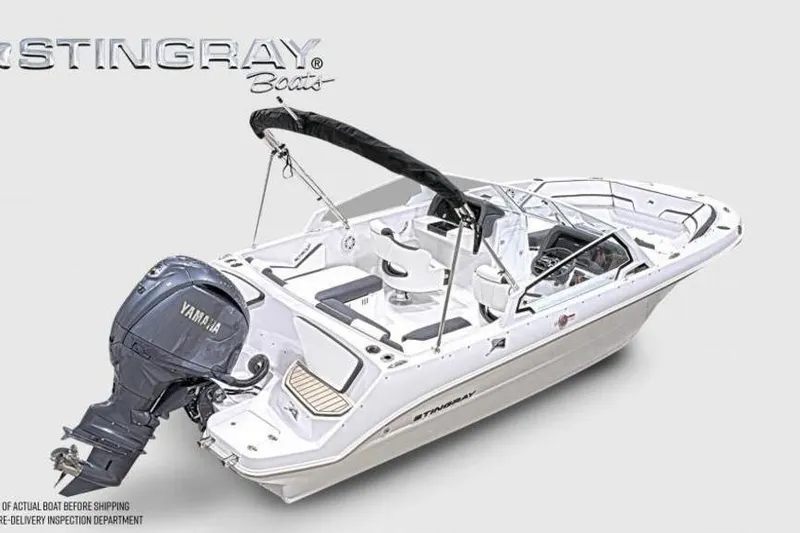Slide: The Image of 2026 Stingray 20 SBX boat with Yamaha engine, sleek design, and modern features. - 4