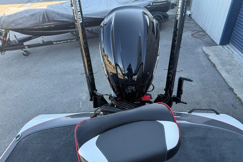 Slide: The Image of 2026 Skeeter FXR20 boat with Minn Kota motor, viewed from above. - 14