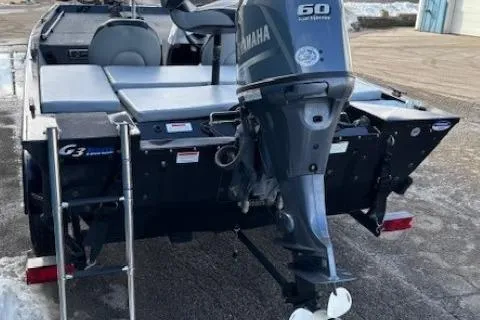 Slide: The Image of 2014 G3 Eagle 166 SE boat with Yamaha 60 HP outboard motor. - 5