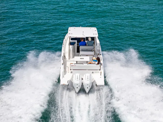 Slide: The Image of Beneteau Flyer 9 SUNdeck 2025 - 31