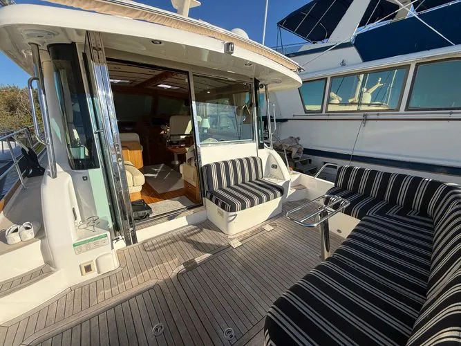 Slide: The Image of 2015 Sabre 48 Salon Express - Image 3 - 3