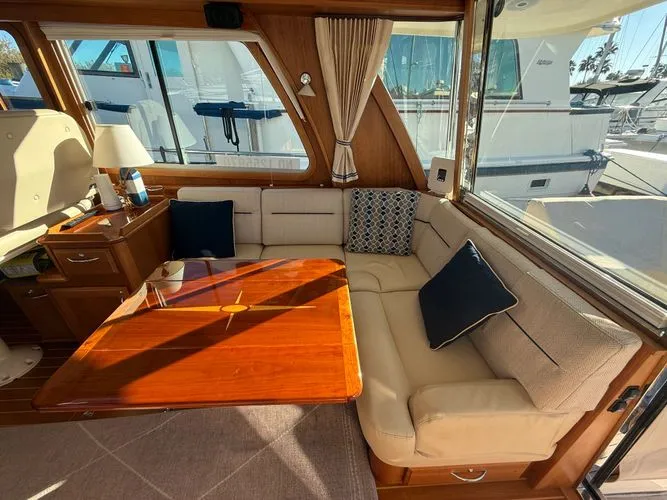 Slide: The Image of 2015 Sabre 48 Salon Express - Image 4 - 4