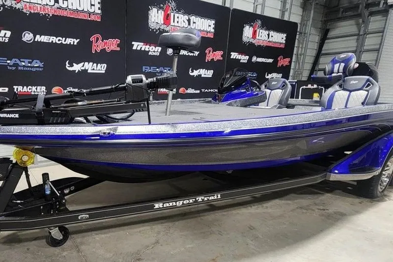 Slide: The Image of 2026 Ranger Z521R Cup-Equipped boat displayed at Anglers Choice event. - 12