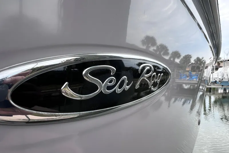 Slide: The Image of 2020 Sea Ray SDX 270 Outboard boat logo on sleek hull. - 10