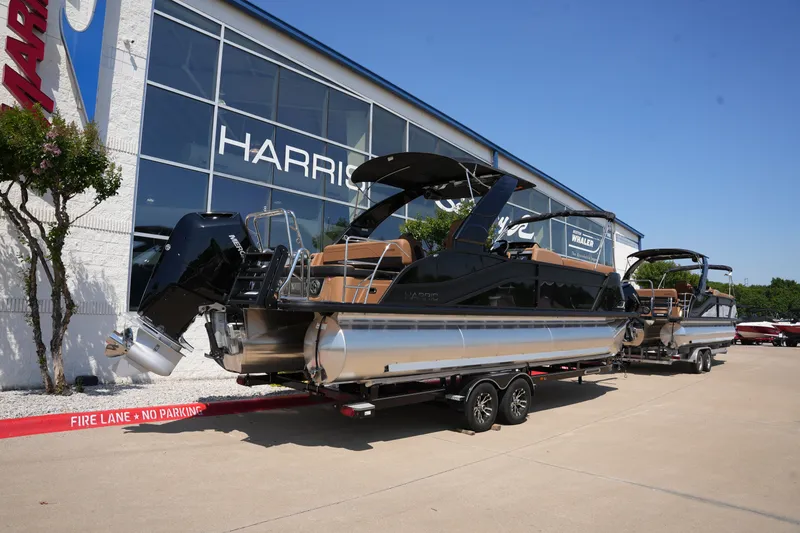 Slide: The Image of Harris Grand Mariner 250 2026 - 3