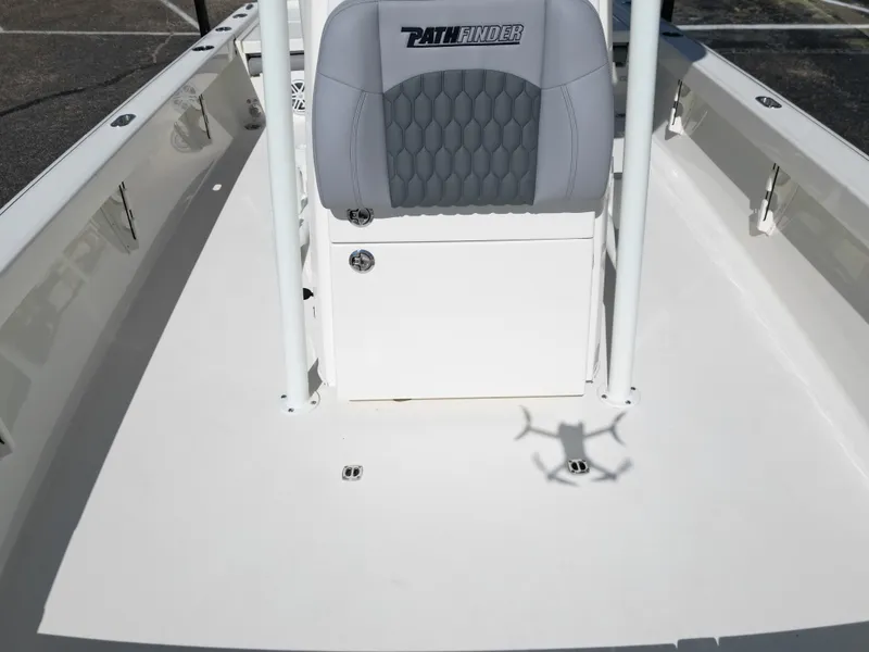 Slide: The Image of Pathfinder 2500 Hybrid 2026 - 13