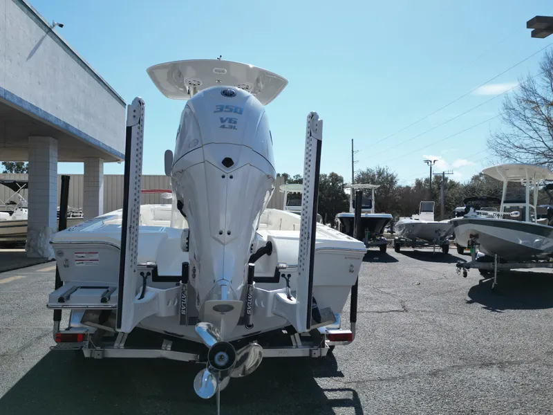 Slide: The Image of Pathfinder 2500 Hybrid 2026 - 6