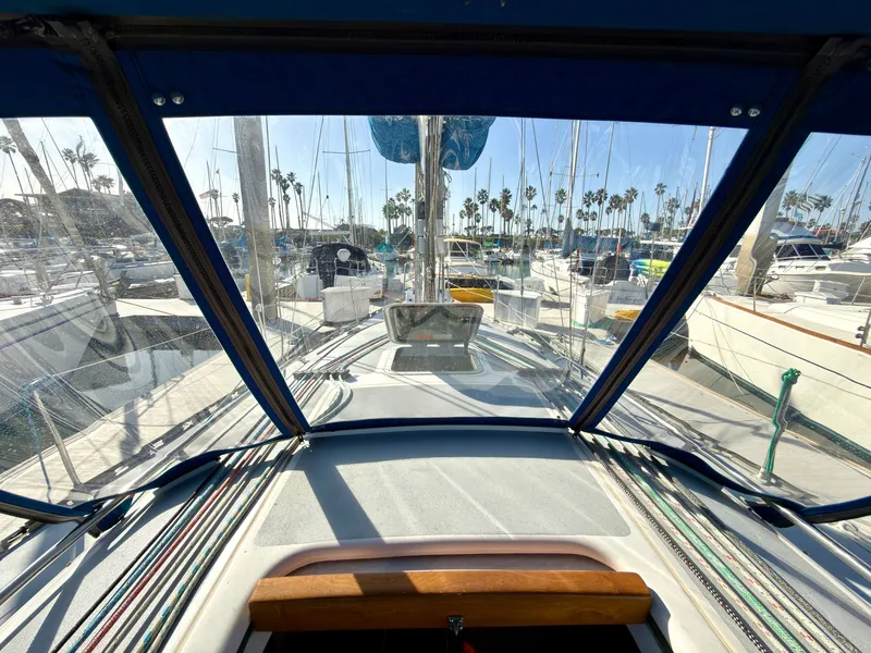 Slide: The Image of Custom Fast Yachts 42 2002 - 25