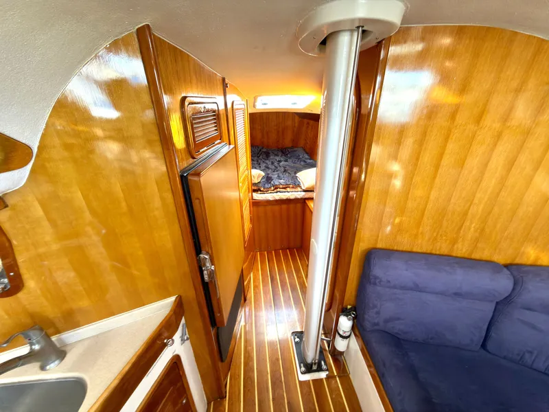Slide: The Image of Custom Fast Yachts 42 2002 - 53