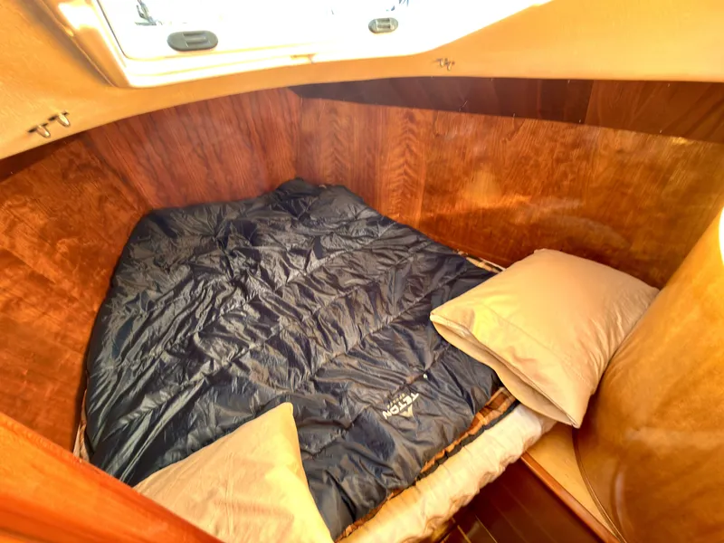 Slide: The Image of Custom Fast Yachts 42 2002 - 57