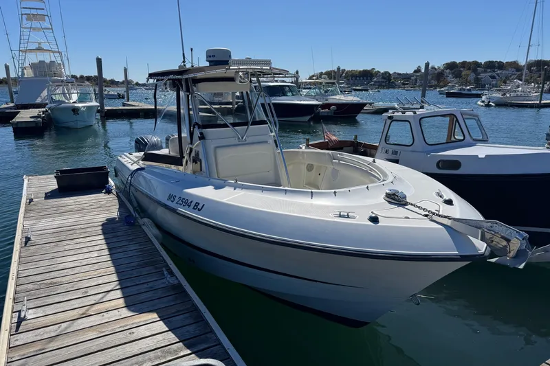 Slide: The Image of 2001 Hydra-Sports Vector 2390 CC boat docked at marina on a sunny day. - 4