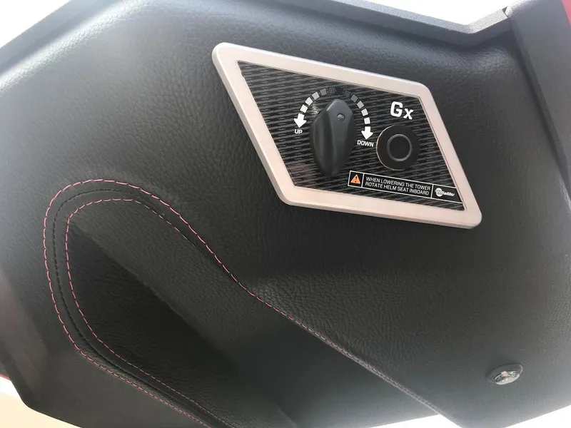 Slide: The Image of Malibu Wakesetter 22 MXZ 2019 - 22