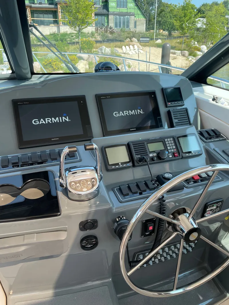 Slide: The Image of Tiara 42 Open 2004 - 12