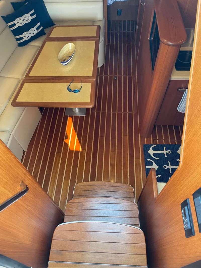 Slide: The Image of Tiara 42 Open 2004 - 13