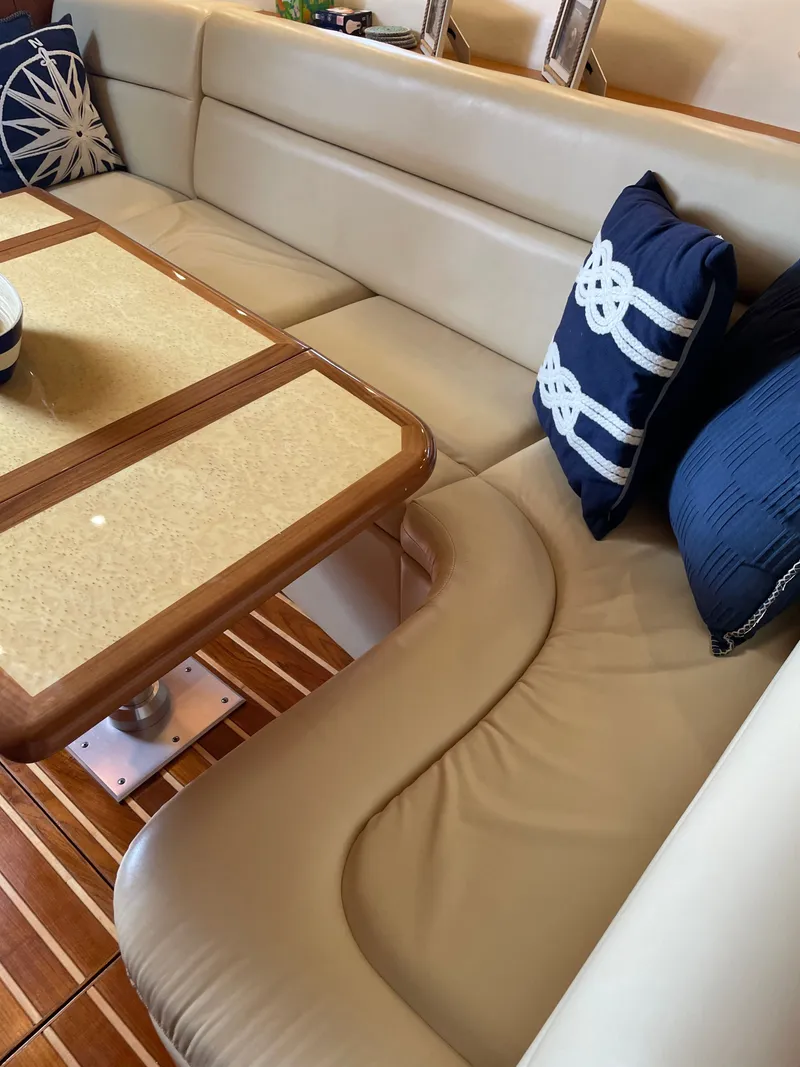 Slide: The Image of Fusion MS-UD650 control on Tiara Yachts 42 Open 2004. - 16