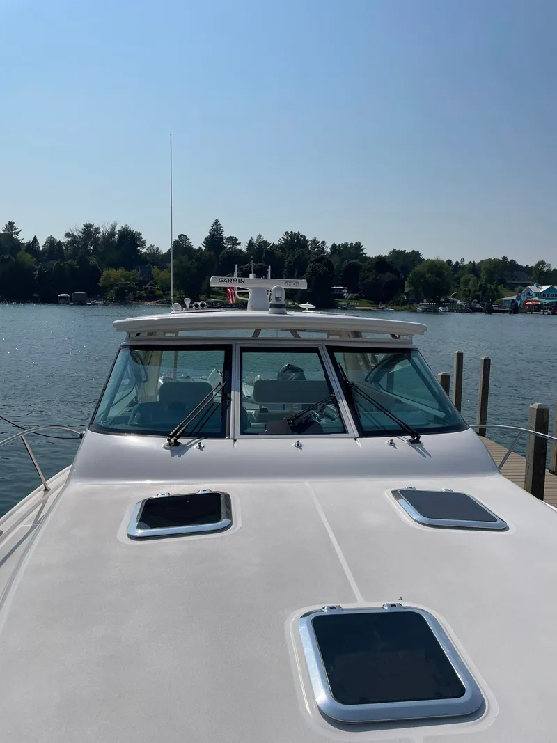 Slide: The Image of Tiara 42 Open 2004 - 23