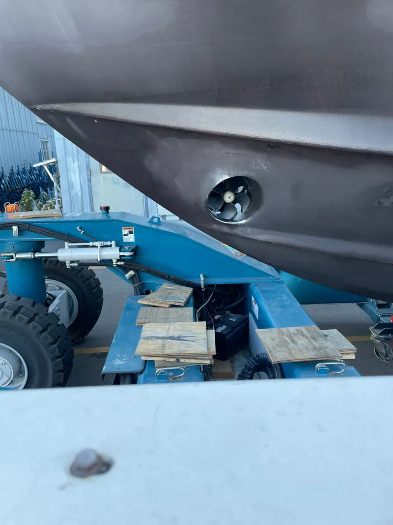 Slide: The Image of Tiara 42 Open 2004 - 5