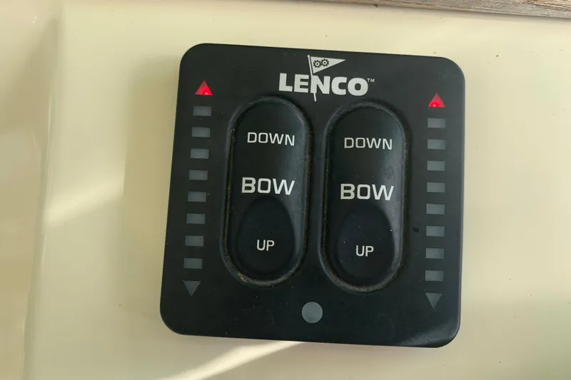 Slide: The Image of Lenco trim tab control panel on 2019 Chris-Craft Catalina 27 boat. - 30