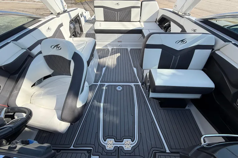Slide: The Image of 2018 Monterey 278 SSC boat interior with stylish seating and modern design. - 9