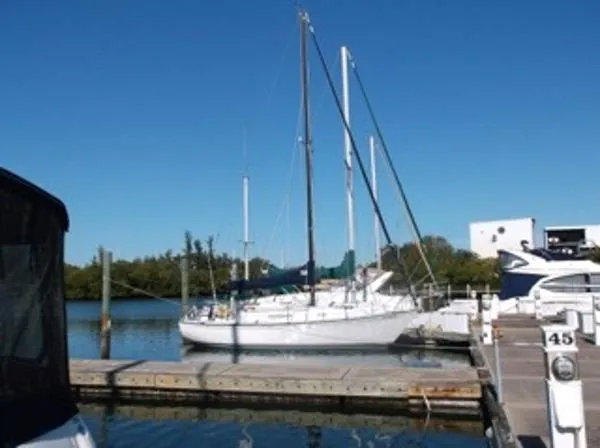Slide: The Image of C&C 27 Sloop 1974 - 6