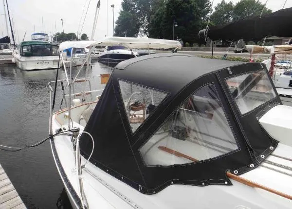 Slide: The Image of C&C 27 Sloop 1974 - 7