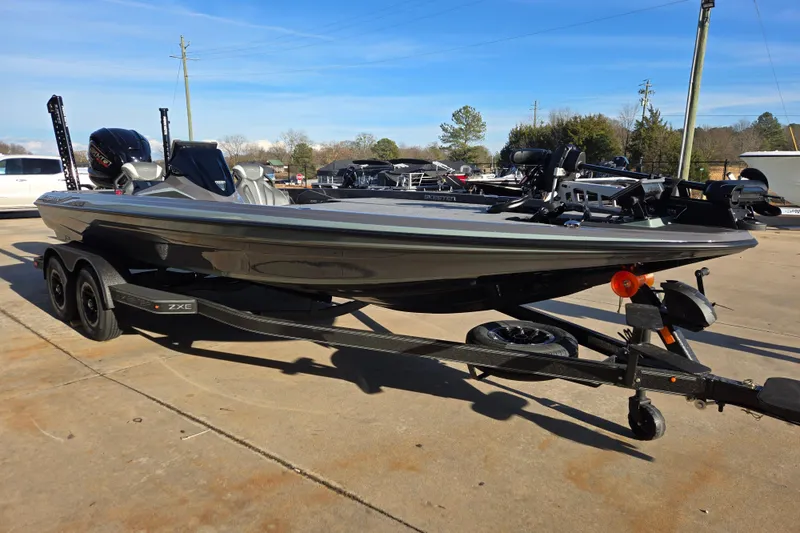 Skeeter ZXE21 2026 - Marine Source